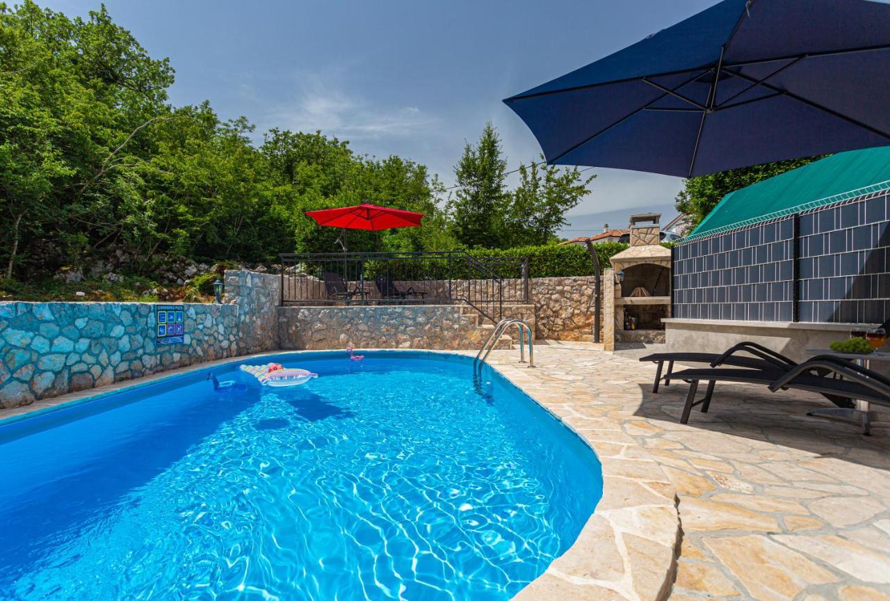 Apartment With A Private Swimming Pool, Garden & Bbq Gostinjac Exterior photo