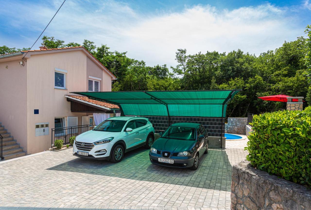 Apartment With A Private Swimming Pool, Garden & Bbq Gostinjac Exterior photo